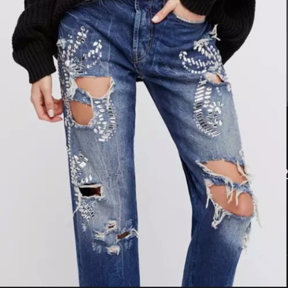 Free People Denim - Free People Gem Distressed Boyfriend Denim Jeans